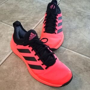 Women's size 9 Adidas bounce fluorescent pink athletic shoes